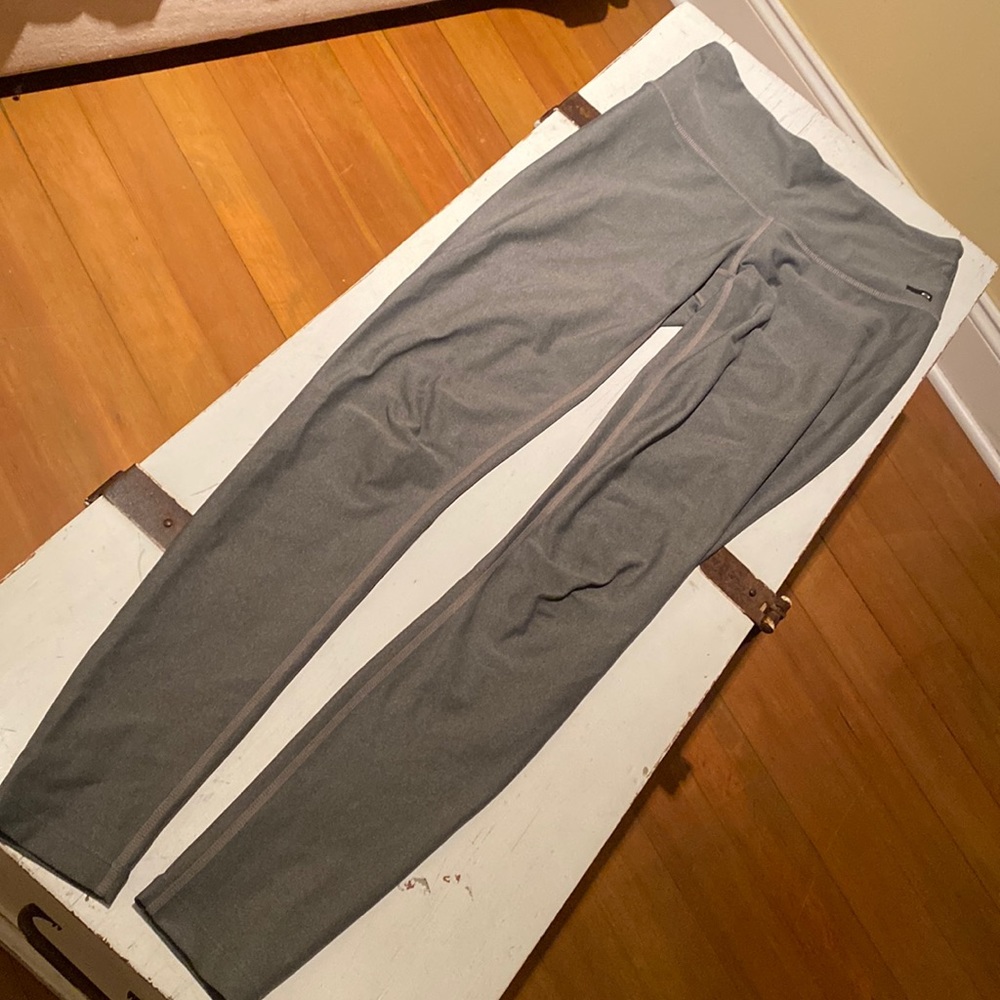 Oakley leggings